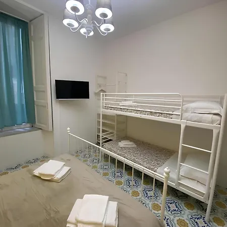 Apartment Luna Rossa Neapel
